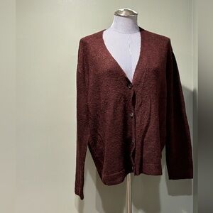 Old Navy Women’s Cranberry Sweater. Size Large